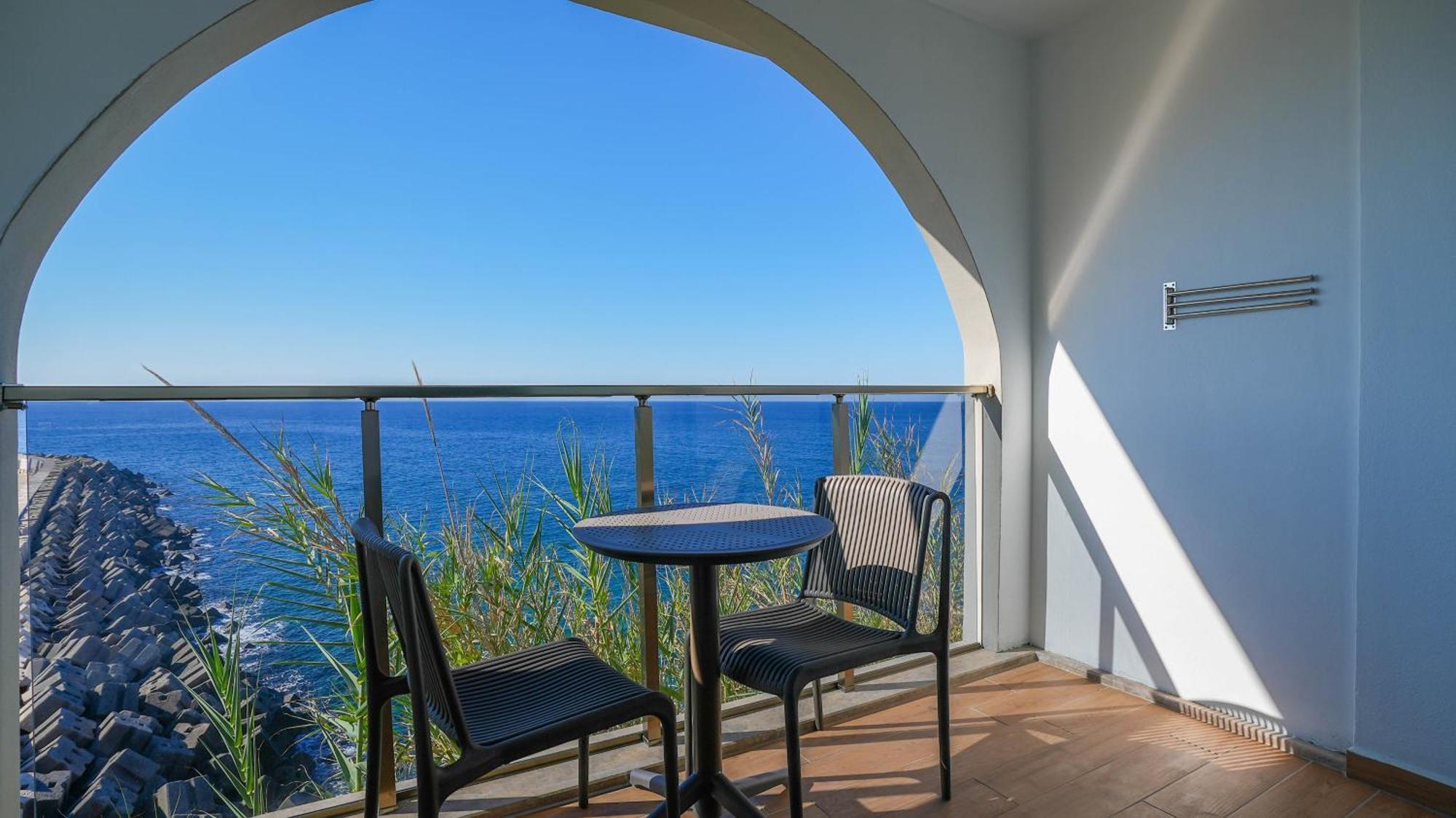 Ada Port Hotel Adults Only Алания Экстерьер фото
