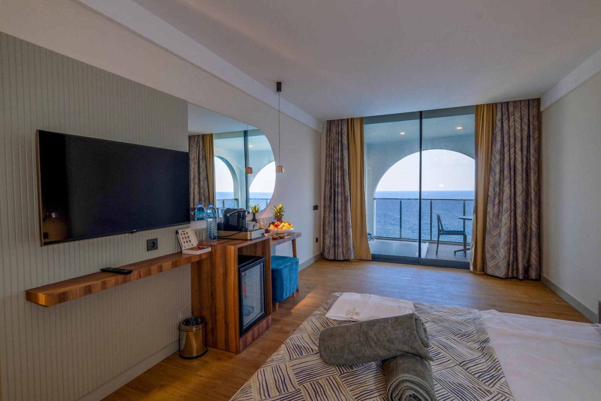 Ada Port Hotel Adults Only Алания Экстерьер фото